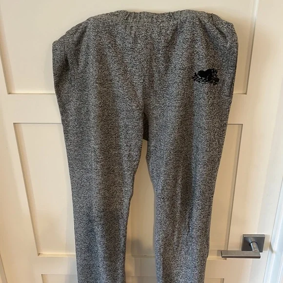 Roots Gray Sweatpants - Picture 5 of 7